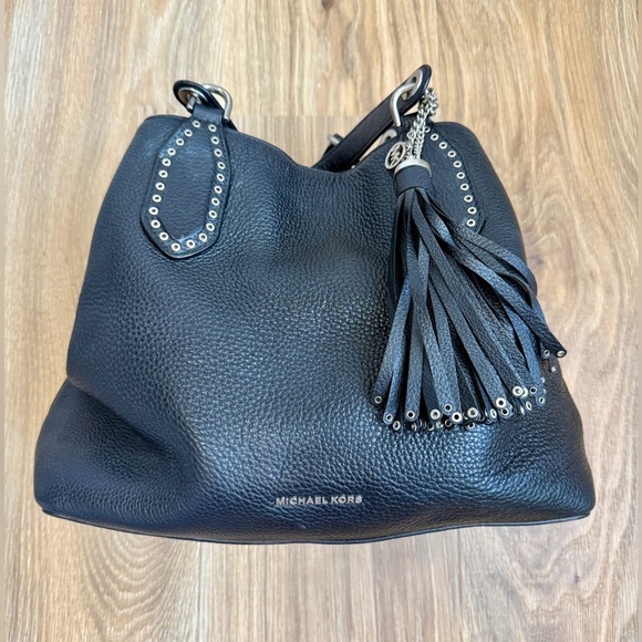 Black Michael Kors Brooklyn Shoulder Bag Purse Silver Grommets Removable Strap - Picture 9 of 13